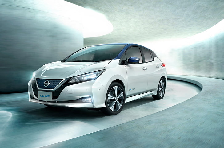 Nissan-leaf-electric-car